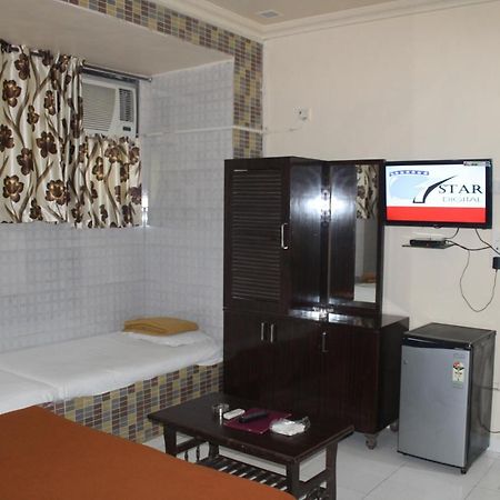 Hotel Sea Sands Bombaj Exteriér fotografie
